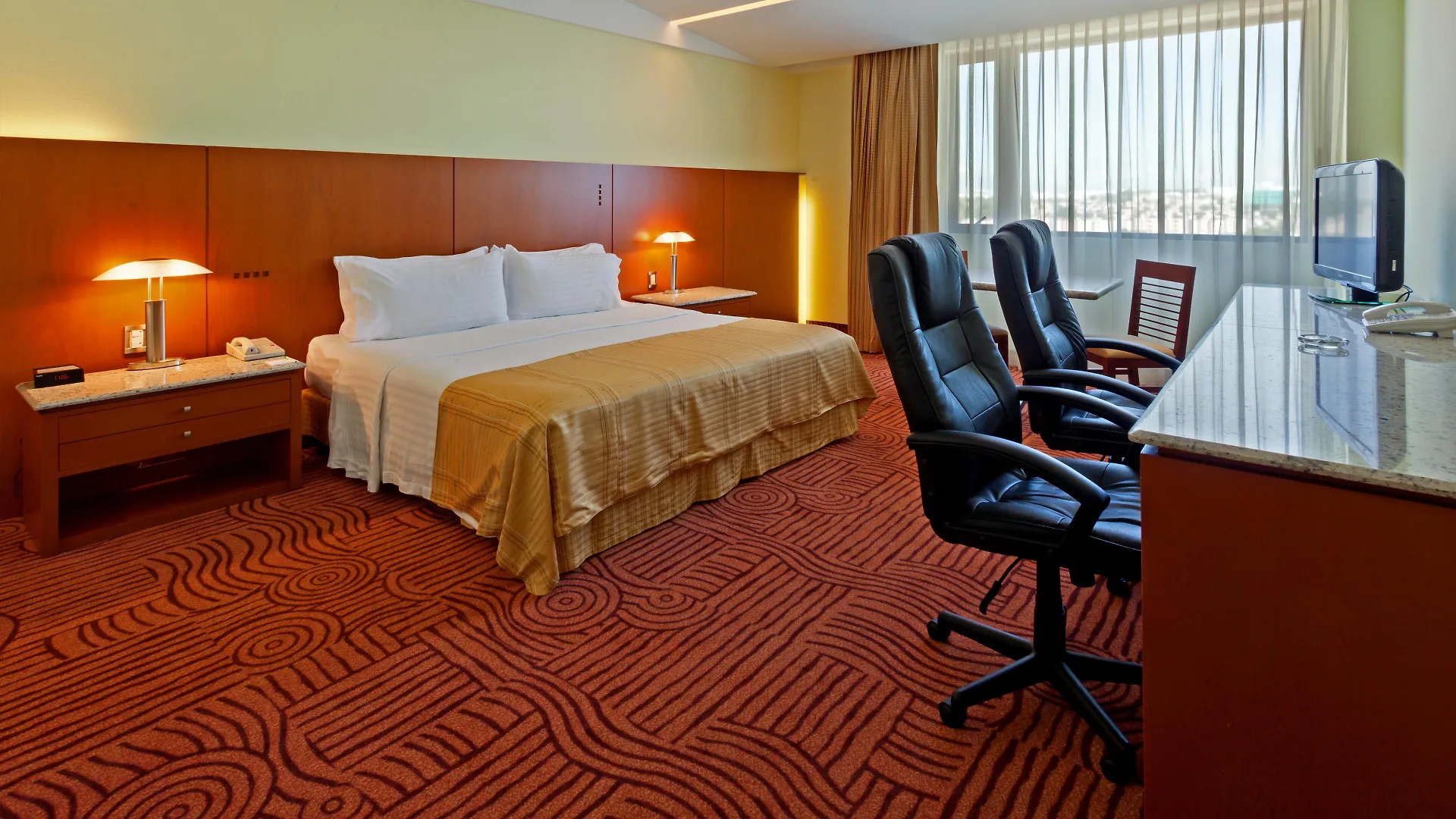 Holiday Inn Puebla Finsa By Ihg Hotel