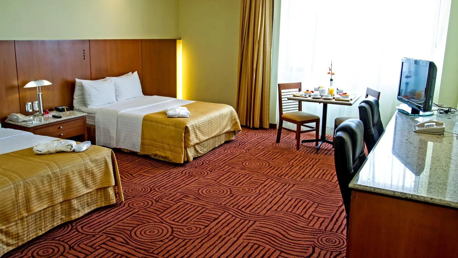 Holiday Inn Puebla Finsa By Ihg 4*,