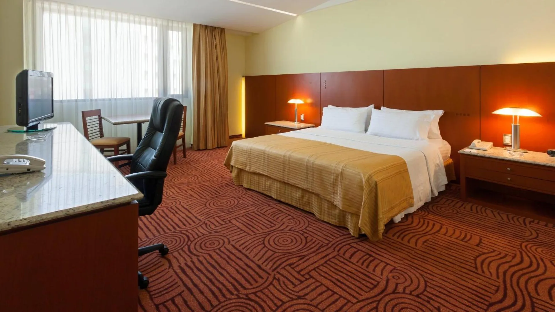 Holiday Inn Puebla Finsa By Ihg